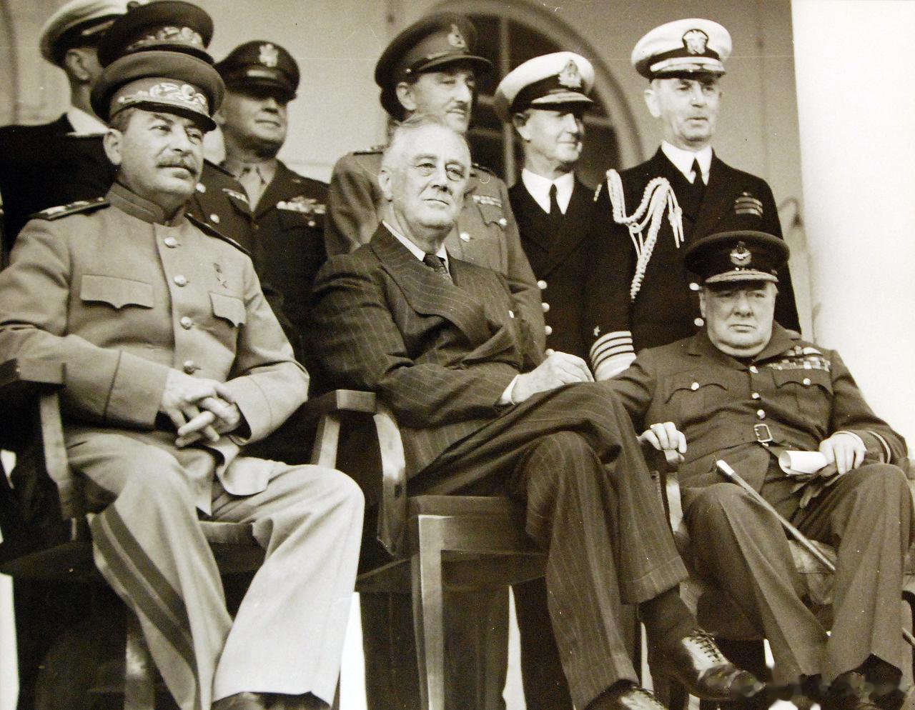 斯大林将有针对美国的重大决策，罗斯福听说后派国务卿、国防部长和中央情报局局长亲自