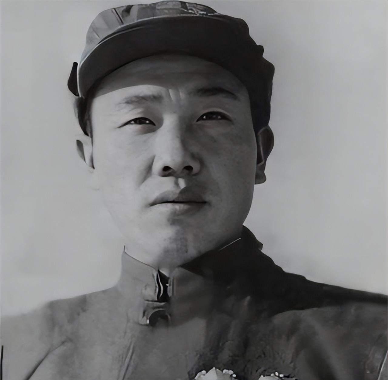 1950年，志愿军排长郭忠田私自放走了美军50多辆坦克，却带领全排以0：215的