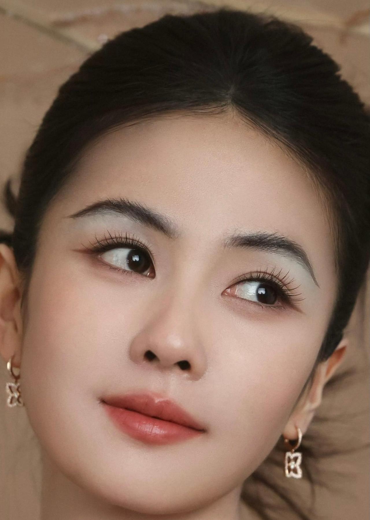 白鹿也不错 ​​​
