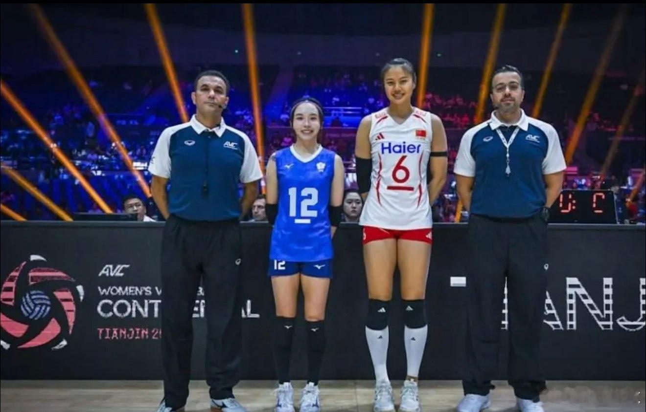 三战全胜不失一局！中国女排3-0中国台北队，头名跻身亚锦赛八强8月26日，202
