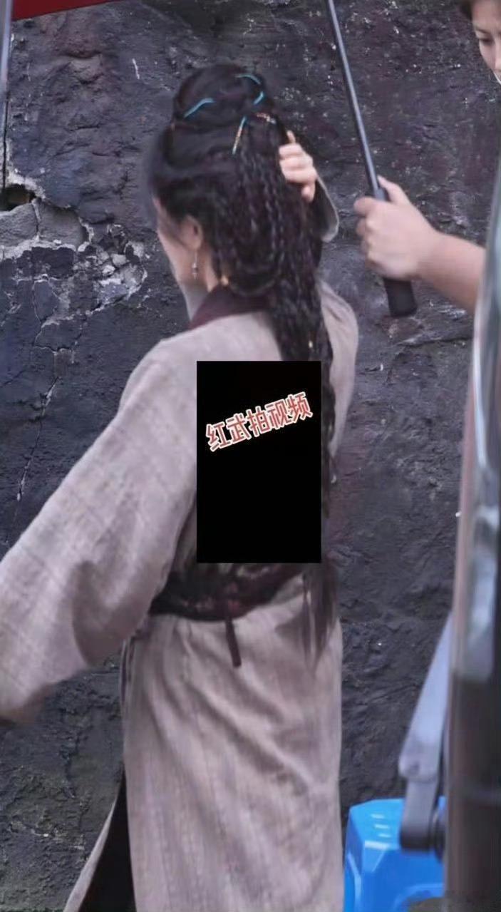 杨幂背影路透杨幂江山大同背影路透杨幂背影路透，真是不错 