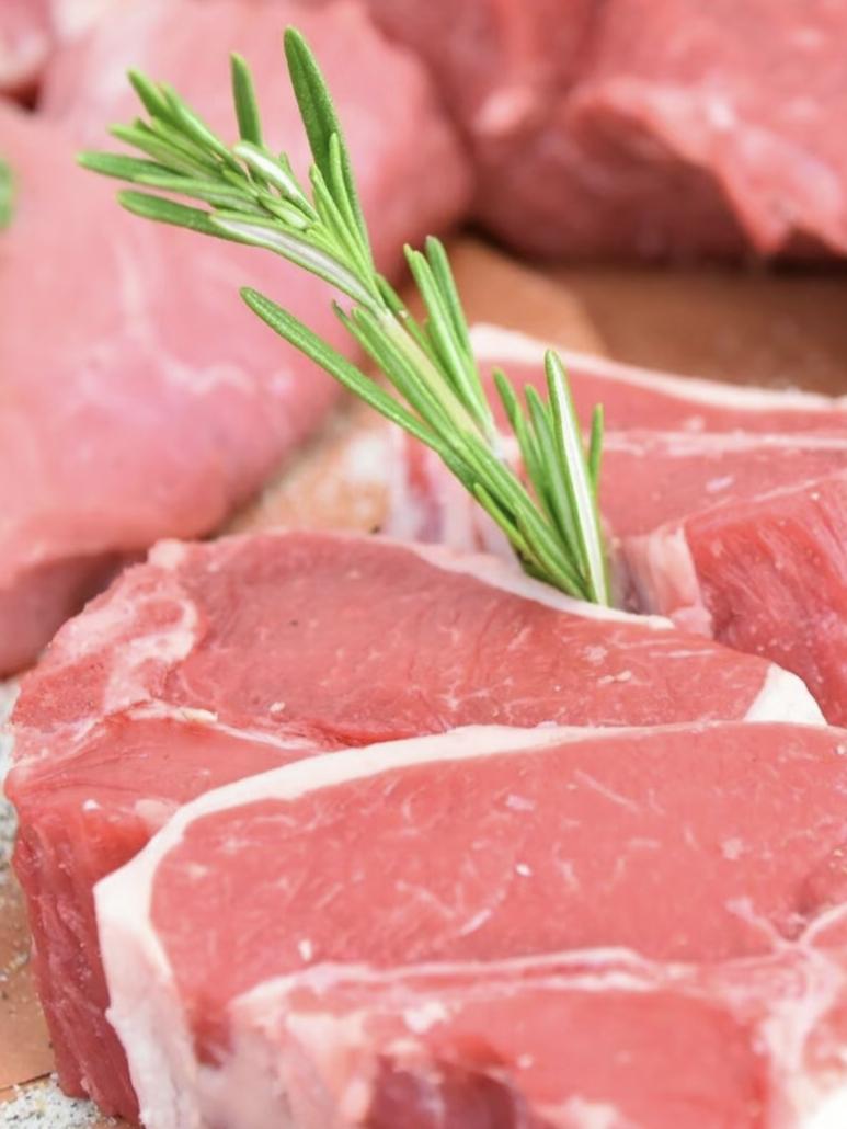 对澳牛肉加征55%关税：保护养殖户的同时，我们碗里的牛排会涨多少？

商务部6月