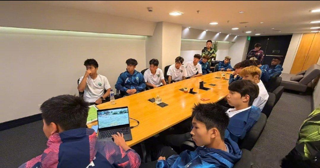 虽2-5不敌圣保罗U17，但中国足球小将用拼搏打出中国少年足球的底气！比亚迪×中