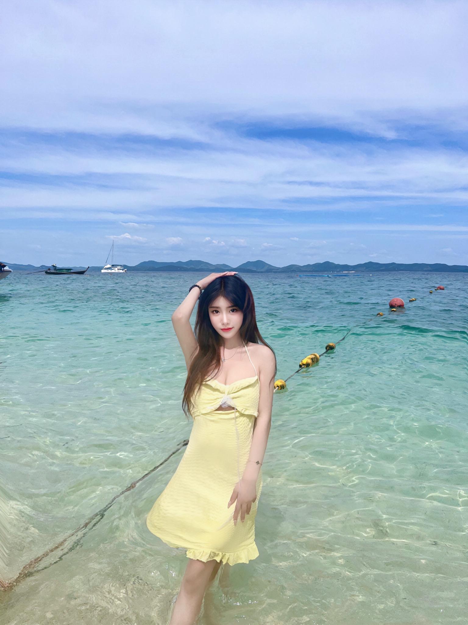 “你问我七夕想要什么 我想要永不变心的财神爷”