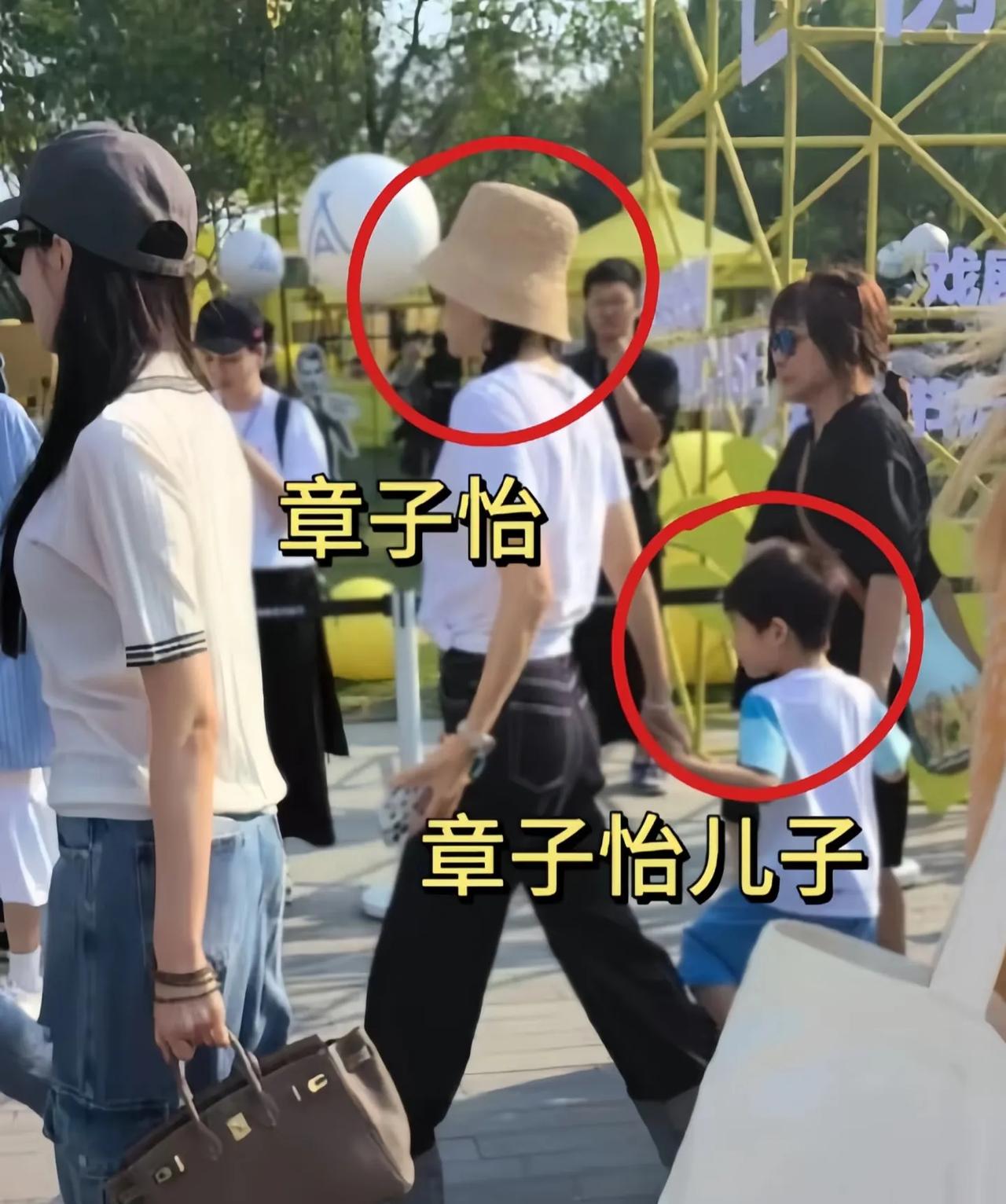 都说儿子长得像妈妈，但章子怡的儿子长得更像爸爸汪峰，章子怡曾晒出儿子的侧脸照，跟