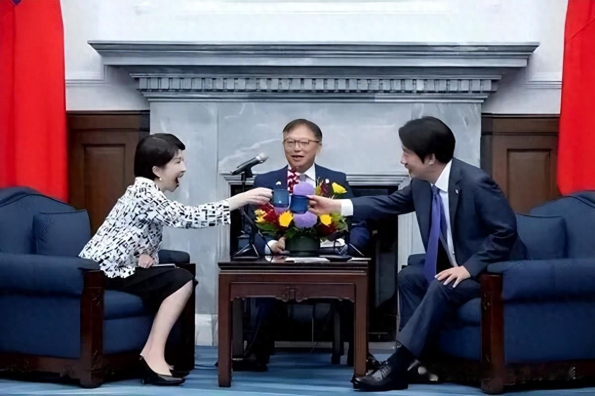 对日本，要把二战以来的账一点一点算清楚
上海外国语大学杰出教授 黄靖：1972年