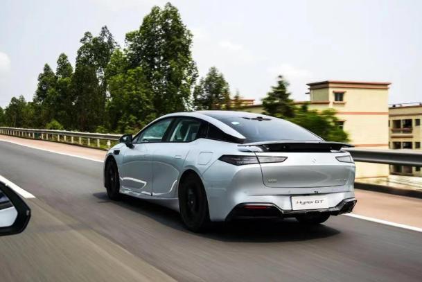 昊铂GT停车充电全免，行业趋势引领者
昊铂GT免费停车加终身免费充电的政策无疑成