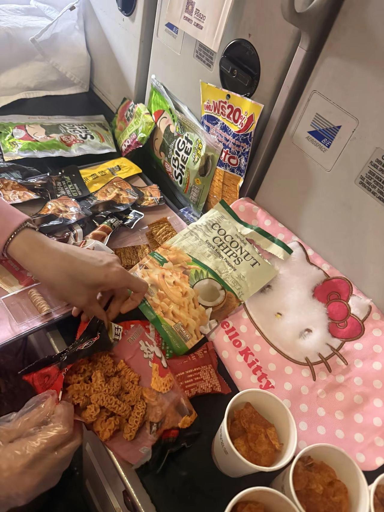 中国人能飞 我和BGM一样忙暑运