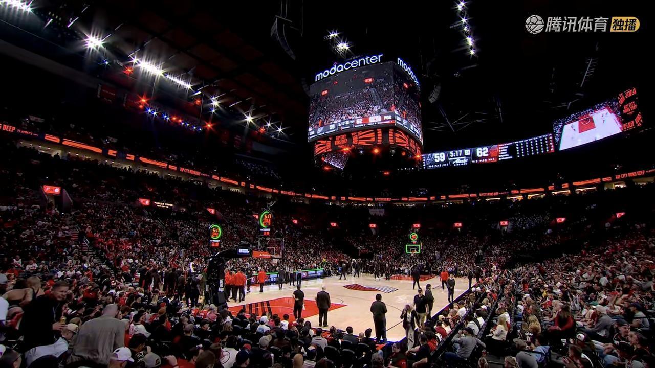 ✨NBA球员薪资为何极高?✨

🐼 NBA球星动则拿大几千万美刀的年薪，联盟的