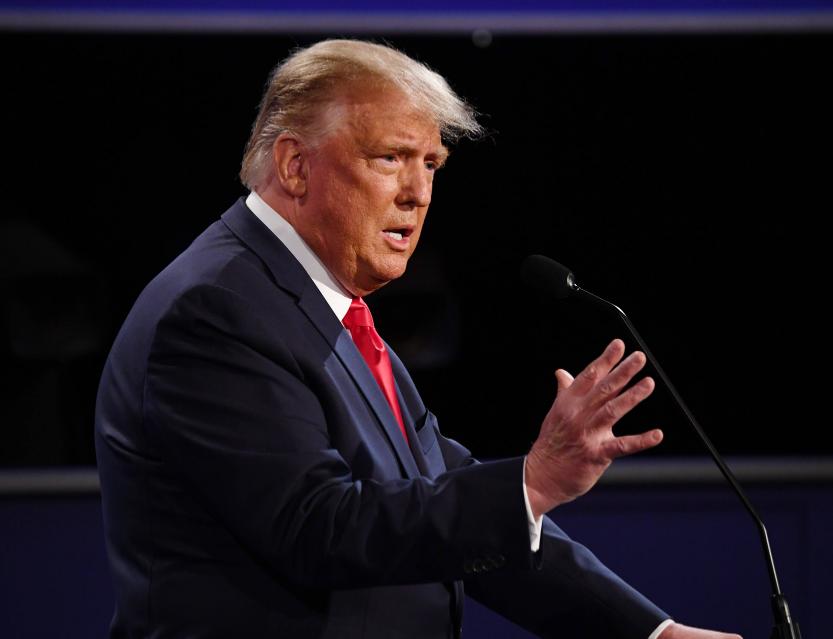 别扯天道王道了！
美国用行动证明：
拳头硬才是硬道理！


美国这步棋走得直白。