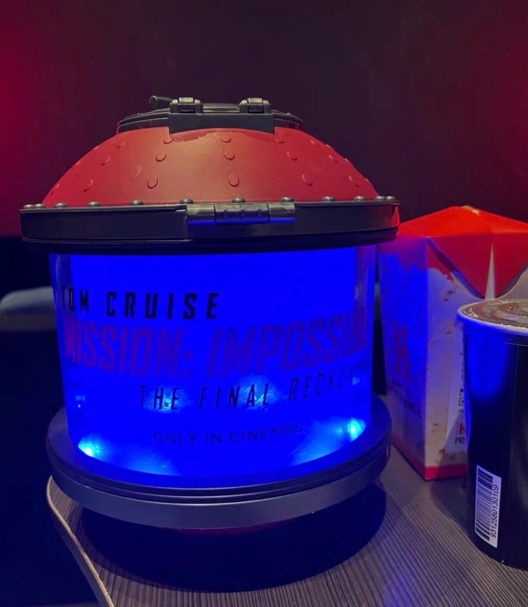 海外版的电影联动爆米花桶做的真好 