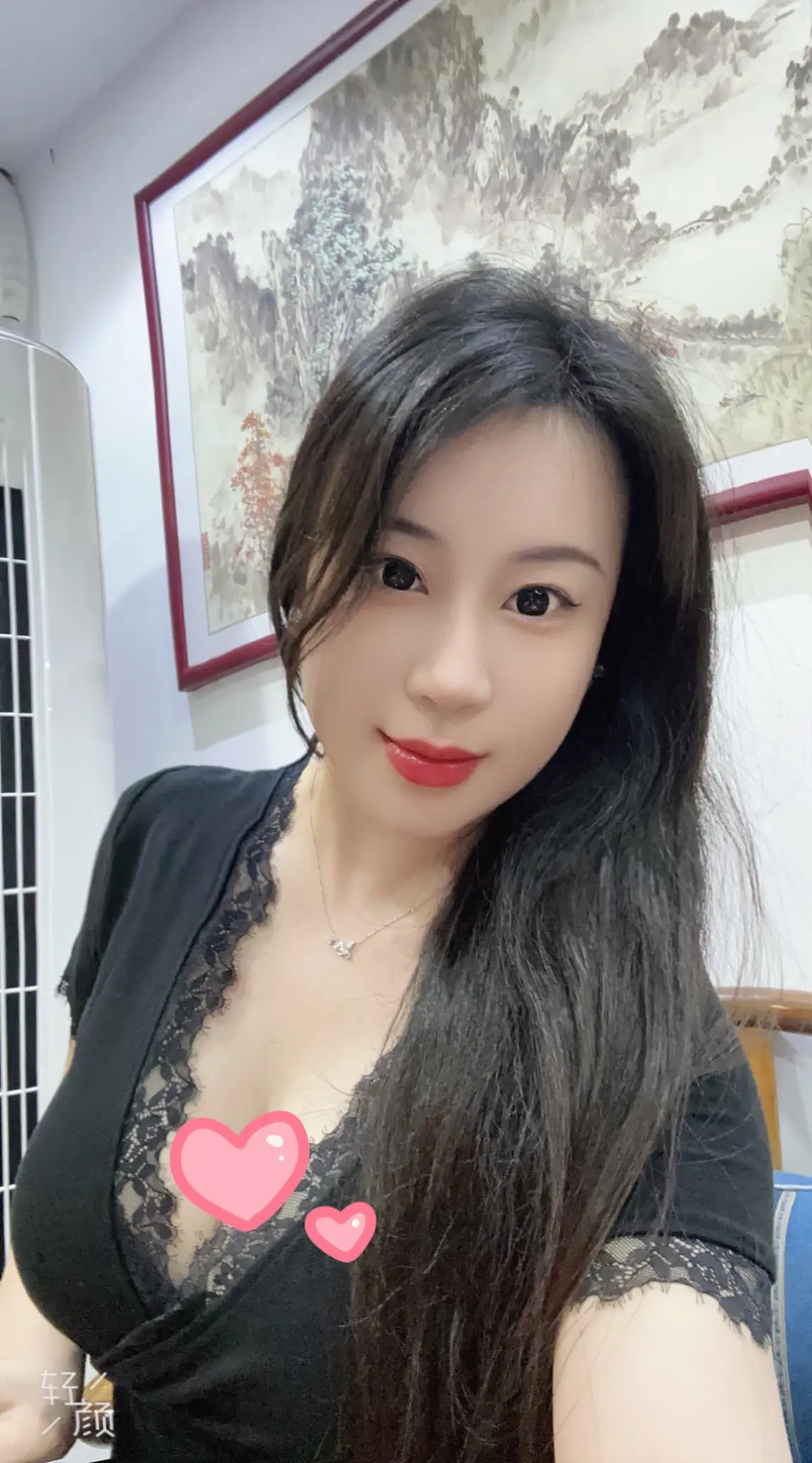 独来独往的人没有一个是省油的灯， 要么就是天生骨子里就带着狠劲， 要么...
