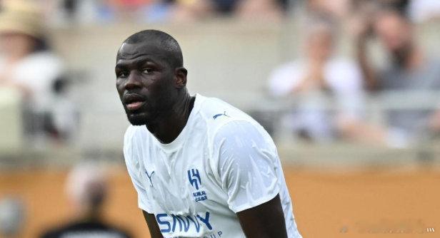 库利巴利：曼联曾为我向那不勒斯开出1亿欧，但被拒绝那不勒斯旧将库利巴利讲述了一段