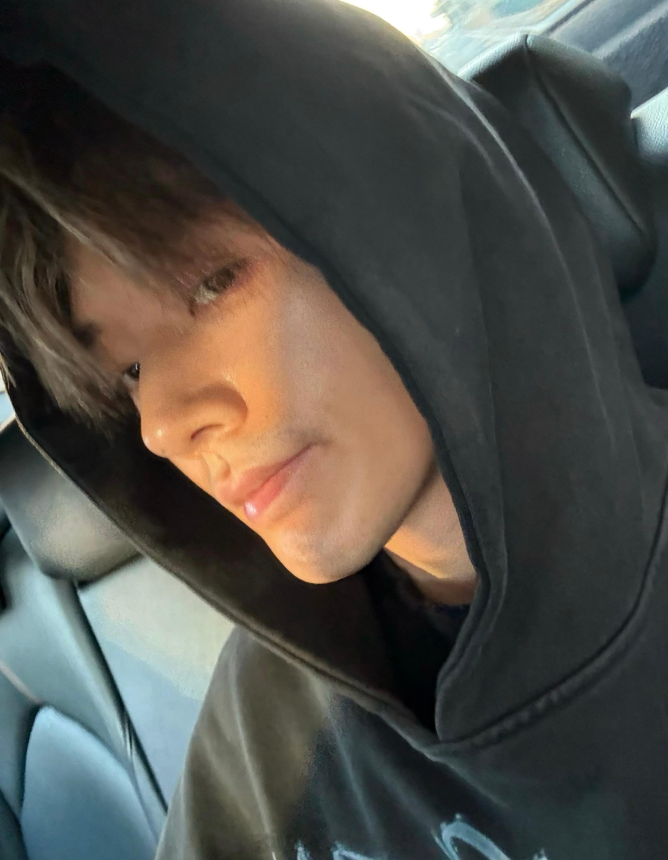 邓为闪现，为为更新自拍营业🤳🏻 