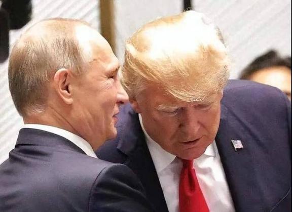 普京急表态，要跟中国商量大事，特朗普眼巴巴盼着：中国给个面子。暗潮涌动，普京着急