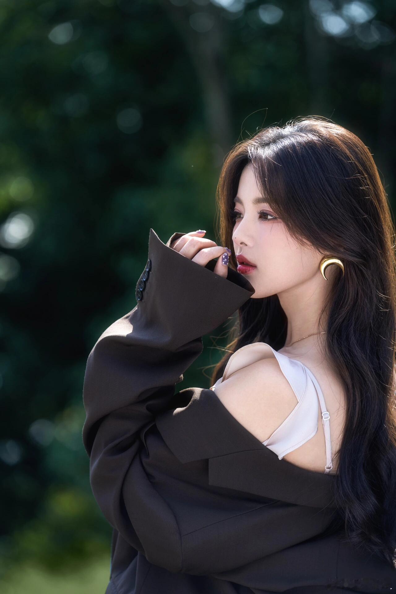 杨超越腿长头小168也太吸睛了 ​​​