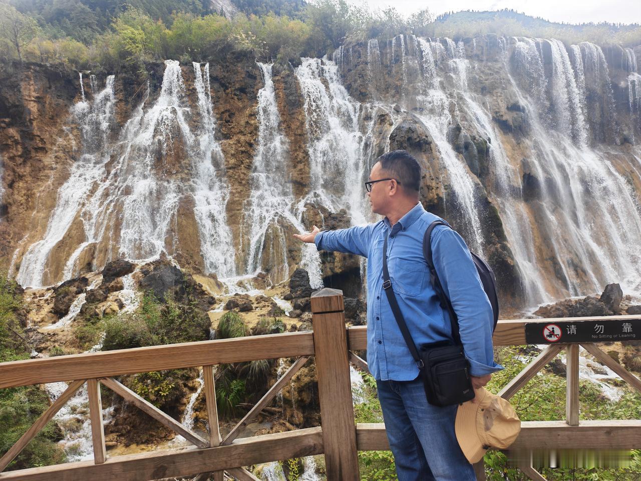 从四川、重庆旅游回来，相继有几个朋友约我们跟团省内短途游，事情有点多，又因为这些