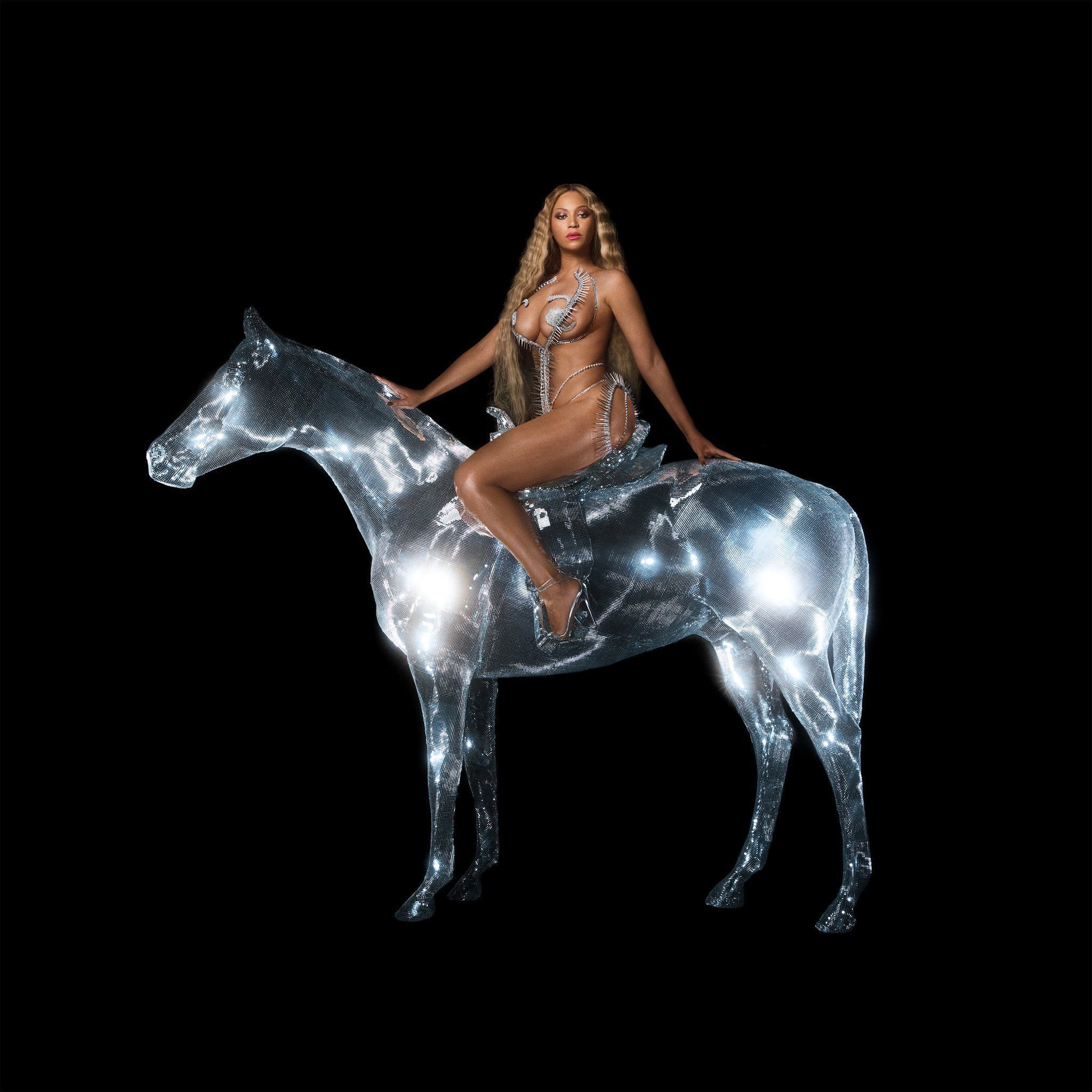 4年前的今天， Beyoncé发行了《RENAISSANCE》。 