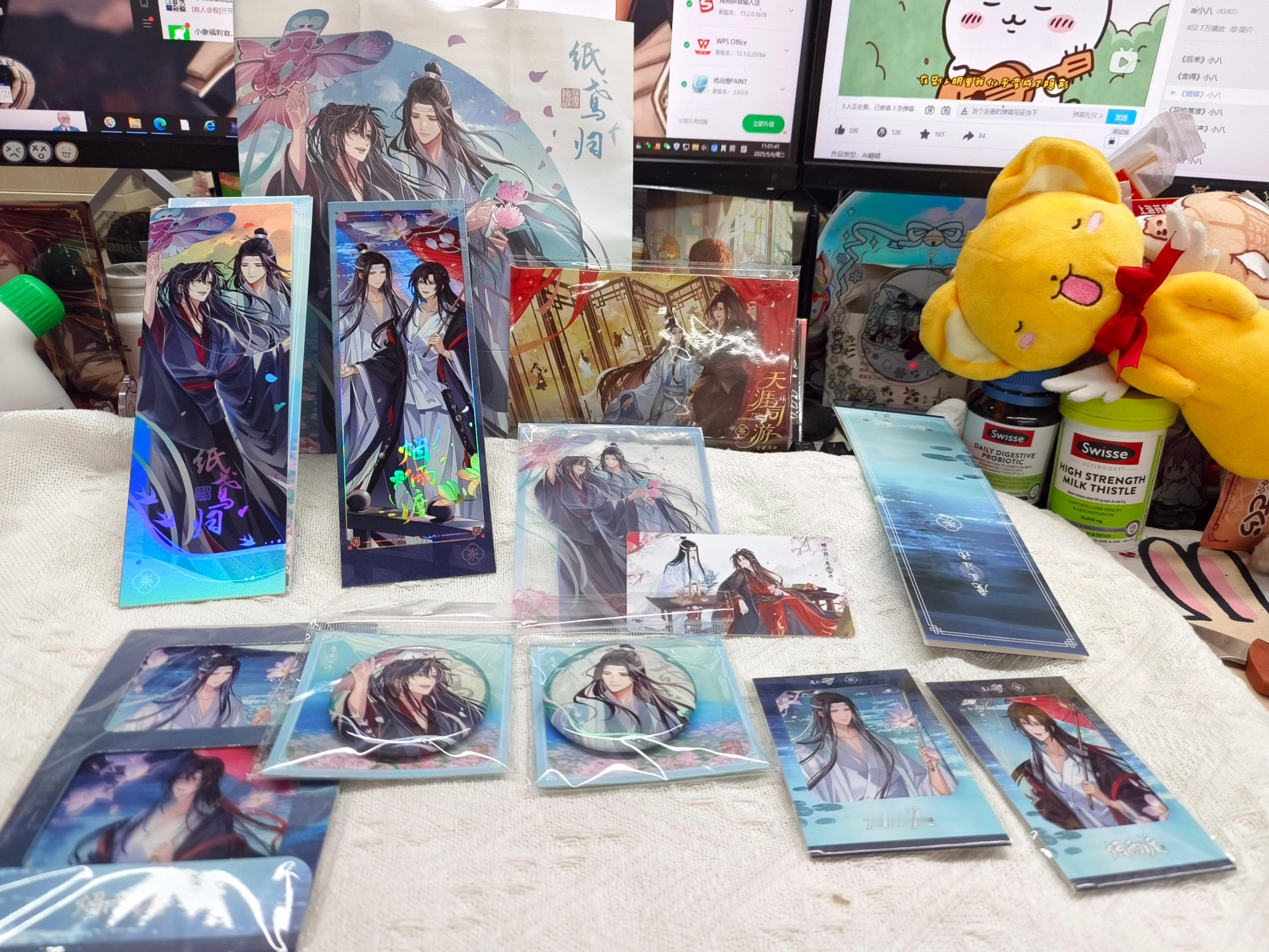 合作了特典部分(∩_∩)很厚实的冰箱贴 ​​​