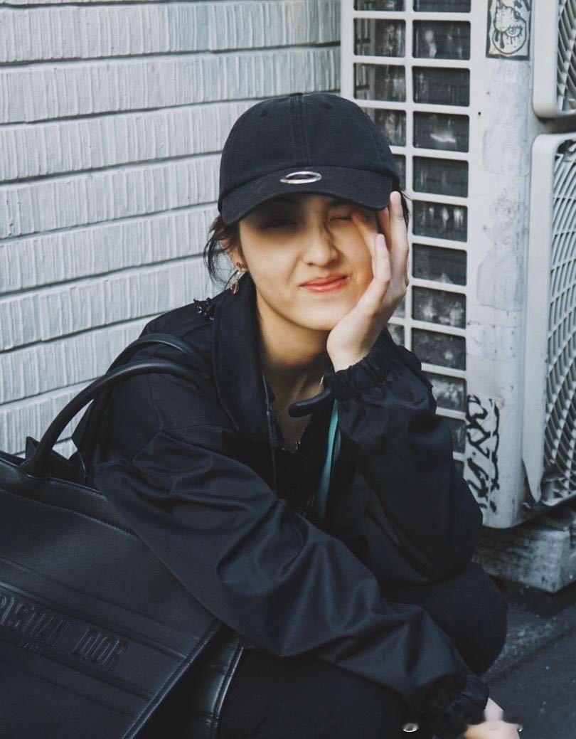 妹妹就是有一种青春电影女主角的既视感～～ ​​​