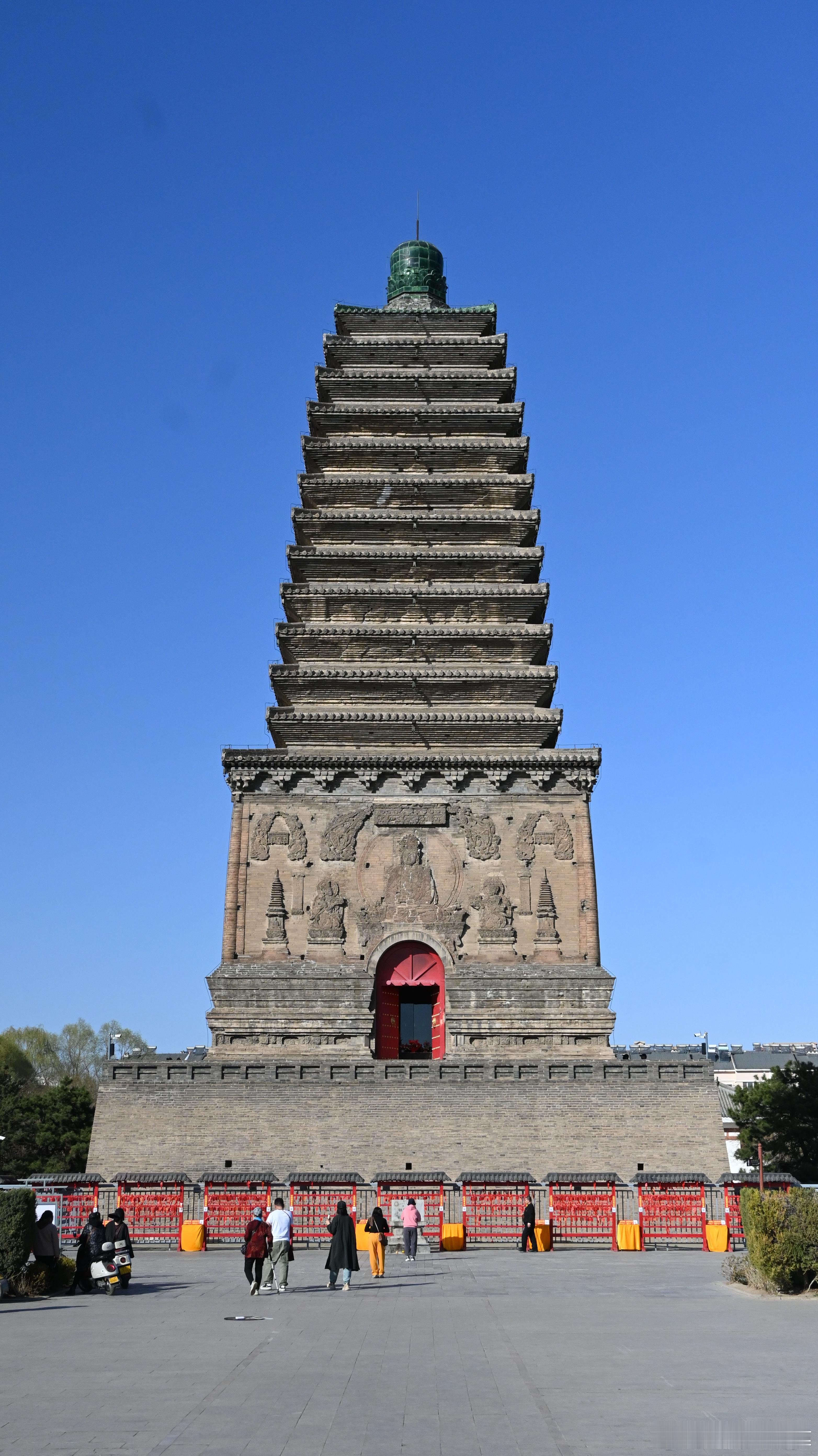 辽宁朝阳·北塔与南塔·辽 。微博旅行家古建筑[超话]  ​​​