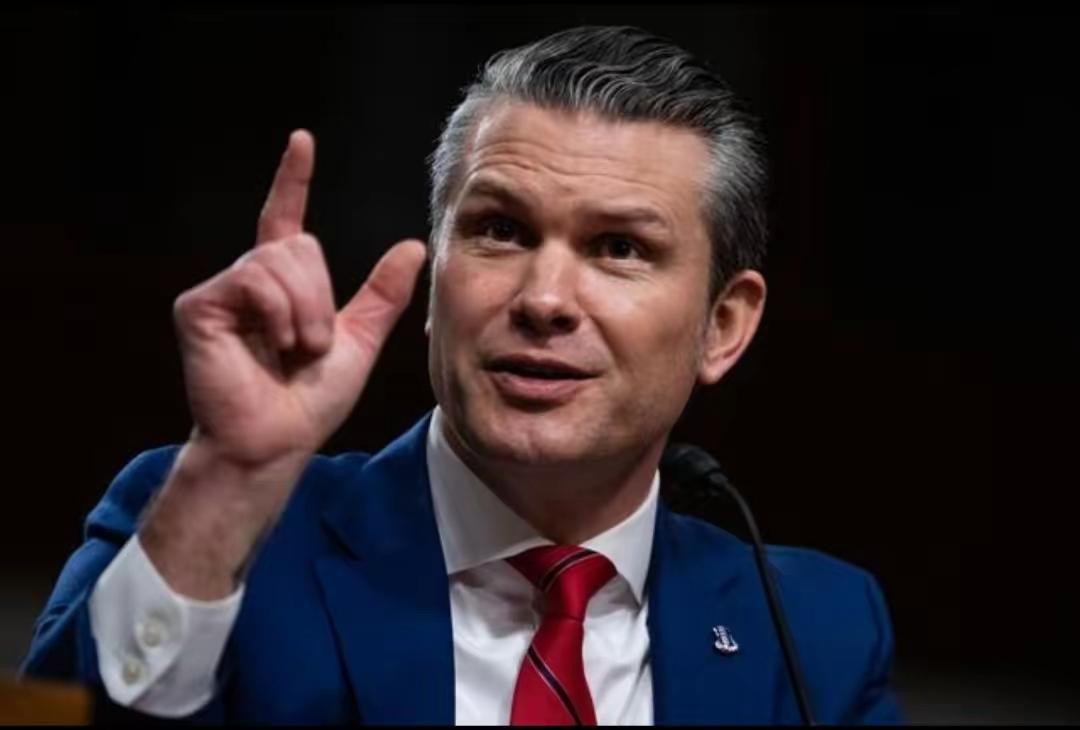 来自外媒的消息说，美国国防部长赫格塞思无视规矩，把四名马上就要晋升的高级军官从晋