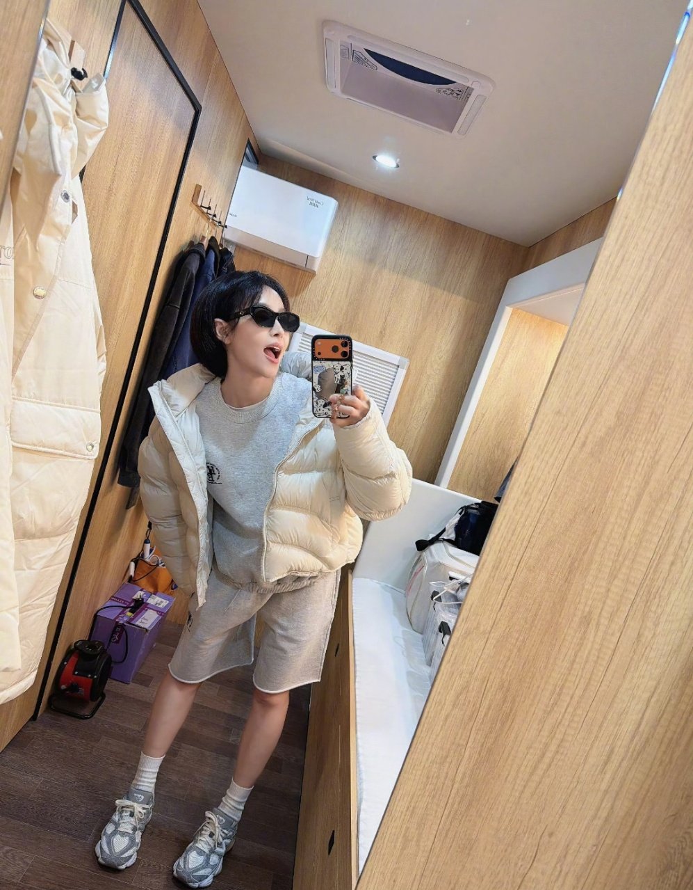 宋茜腊八十八宫格宋茜腊八发了十八宫格宋茜腊八营业啦 