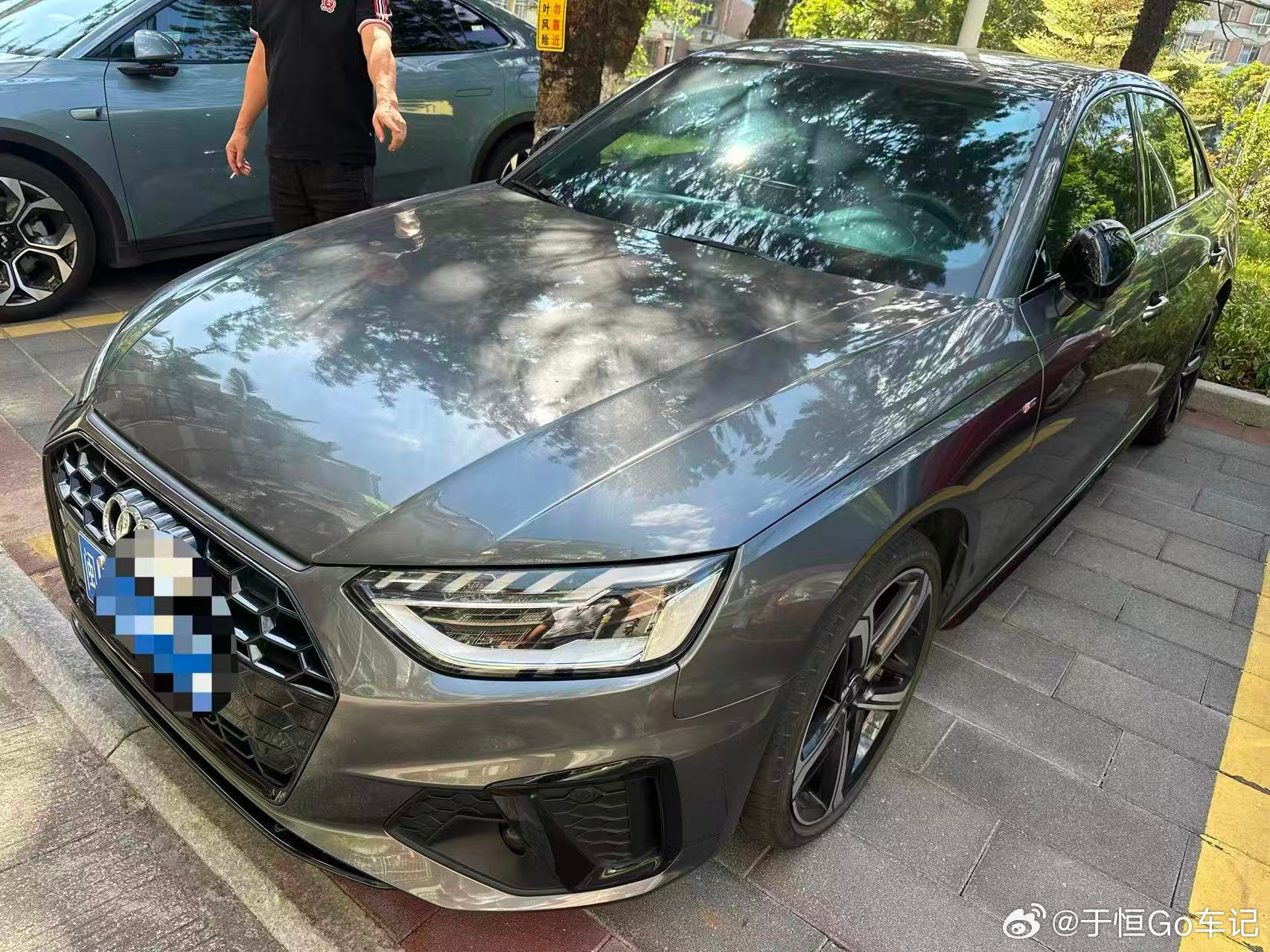 来了台24年9月奥迪A4L，2.0T豪华动感，一手车金属面原车漆，实表4万公里，