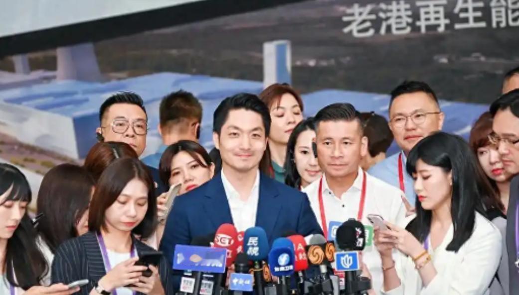 蒋万安再次表明立场，针对两岸统一的话题上，蒋万安曾在接受采访的时候，公然做出了“