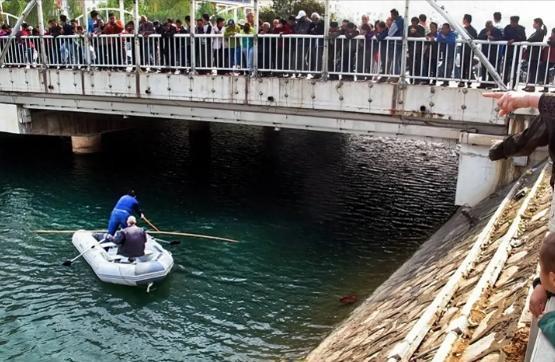 “冤不冤？”四川遂宁，15岁少女与19岁男子同居后怀孕。随后男子将其回家见父母。