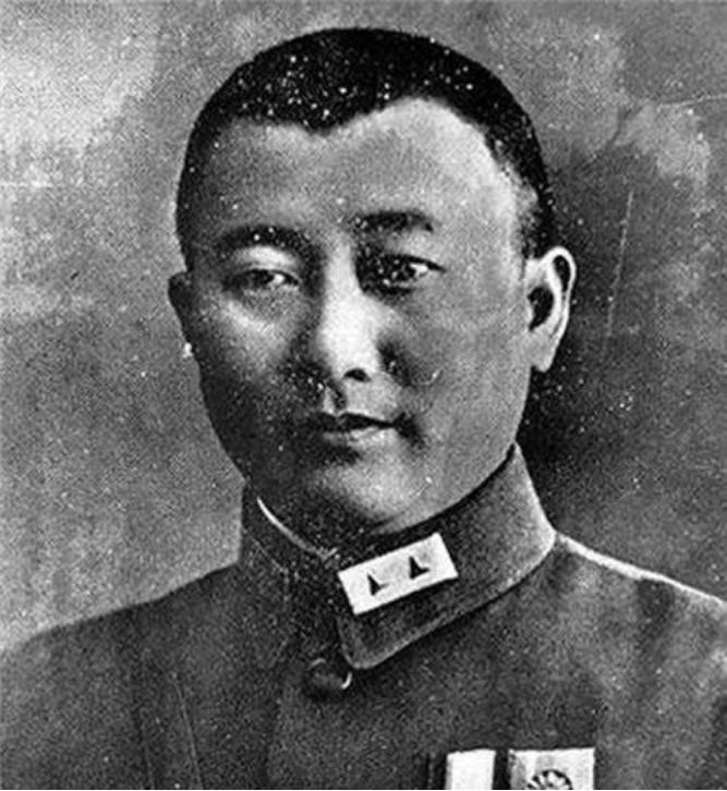 1948年3月的一天，彭德怀在瓦子街看到刘戡的尸体，说：他当年为救我们一名同志，