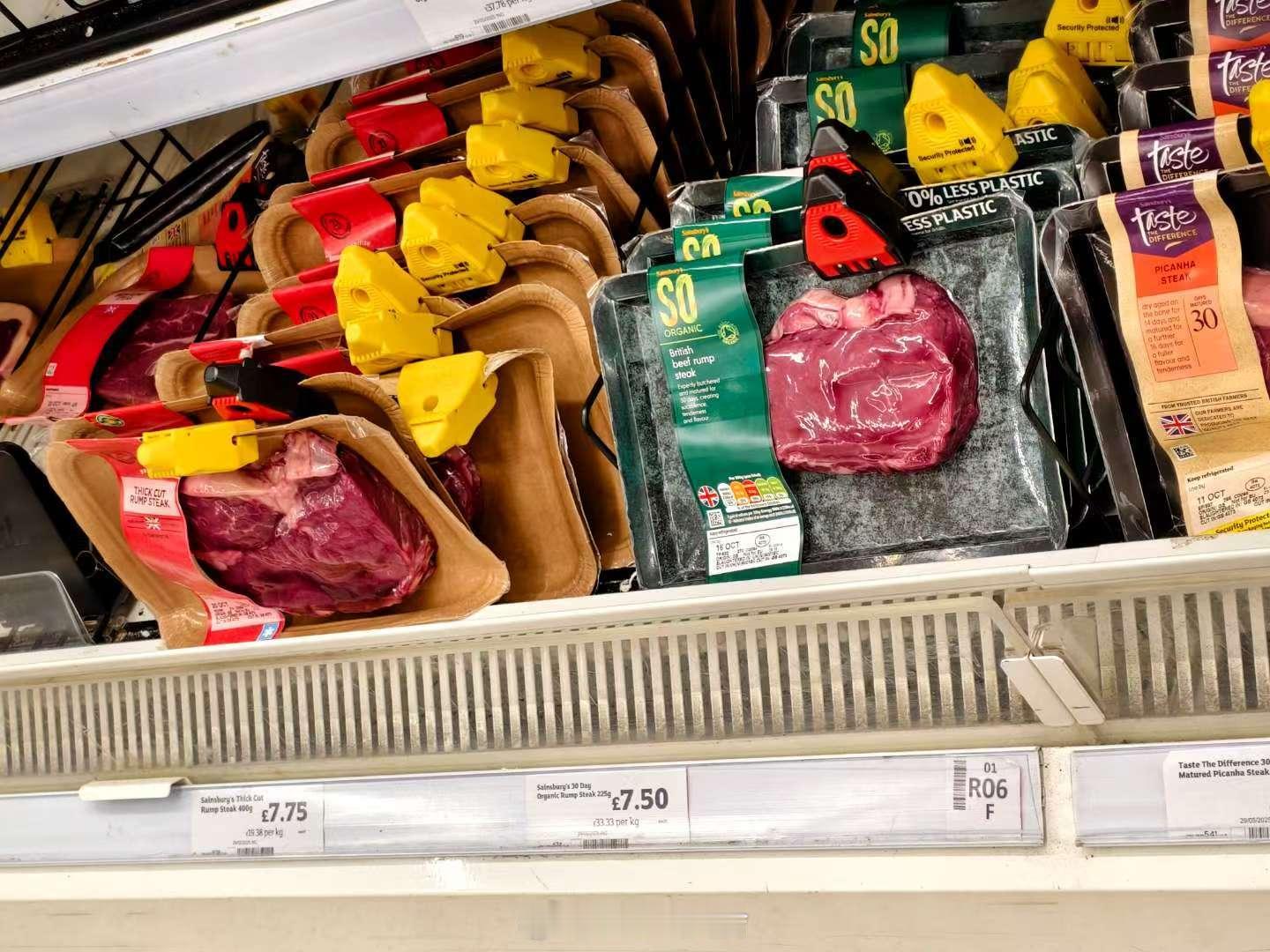 内容来自PYQ今年以来英国的牛肉价格一直在涨最近​超市（Sainsbury's）