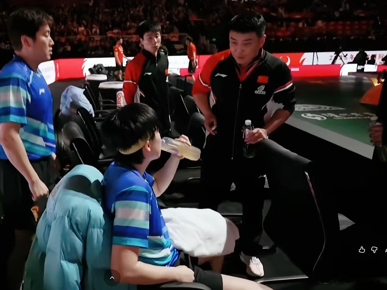 王楚钦1比2弗朗西斯卡王楚钦1:2爆冷输给弗朗西斯卡后，王皓安慰说：如果今天是五