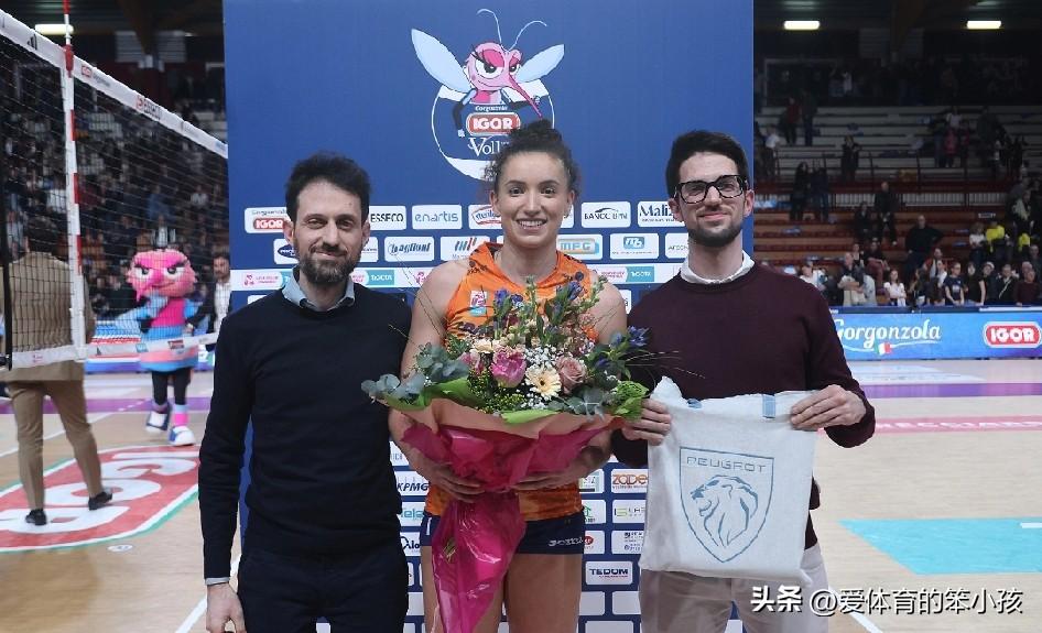 意甲联赛半决赛的第2回合，朱婷效力的科内利亚诺女排面对老对手诺瓦拉女排，再取一场