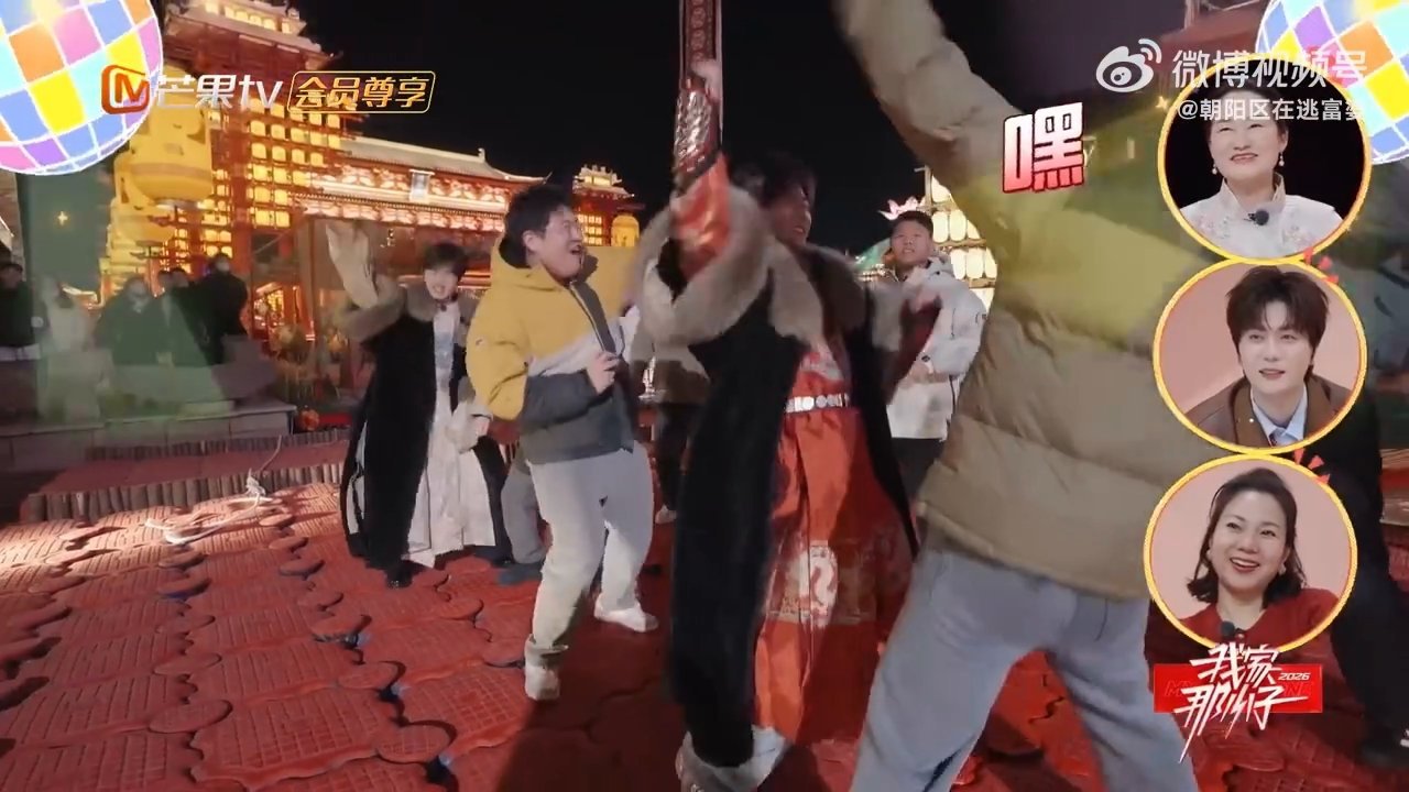 打开了别人，毁了自己，小鹿这段真的笑到停不下来。  陆虎打开了蒋敦豪也毁了自己