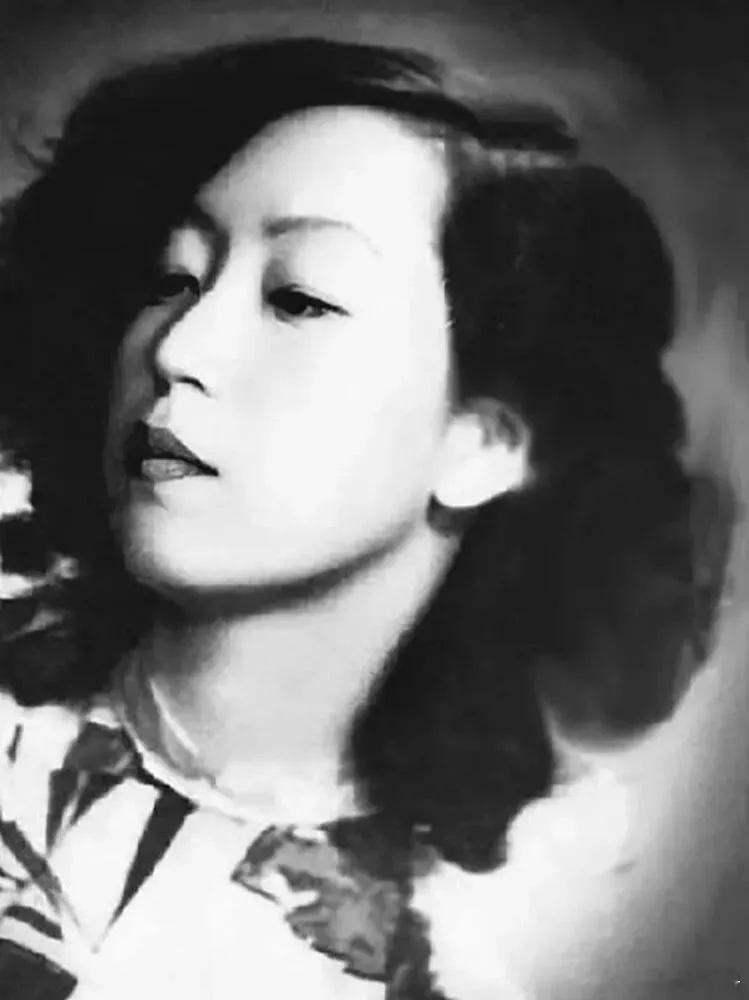 张爱玲说：“婚姻，我替你们试过了，人生的另一半如果选错了，往后余生，每一步都是错