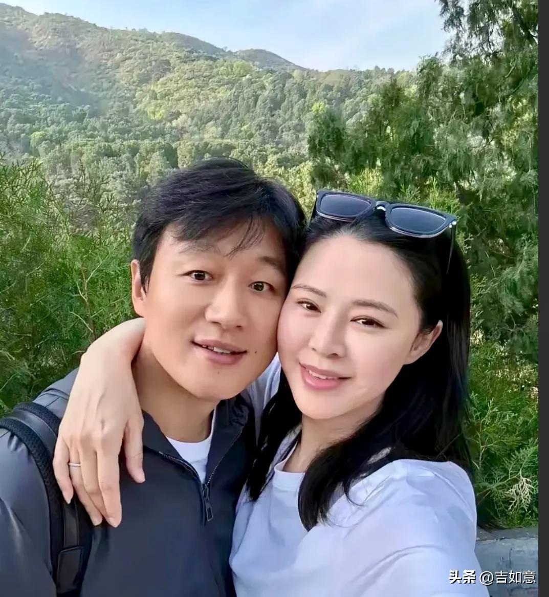 别看佟大为在剧里表现如果活跃，演技炸裂，其实在现实生活中，他是个极具责任感、十分