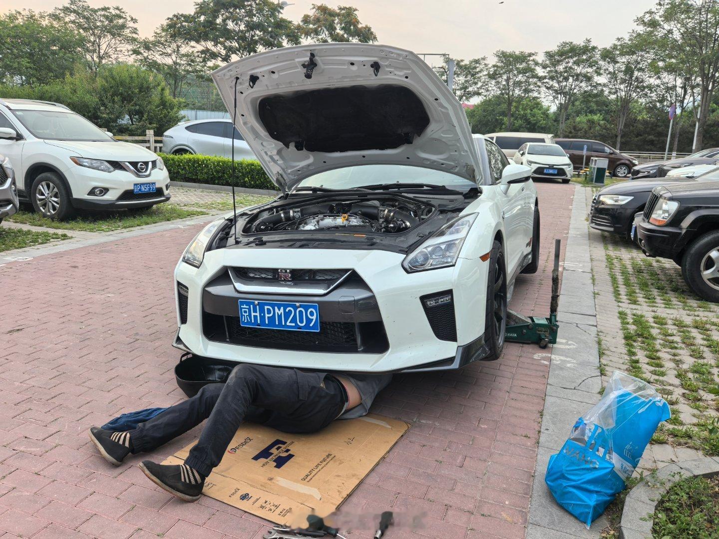 好的车况离不开精细的保养！gtr ​​​
