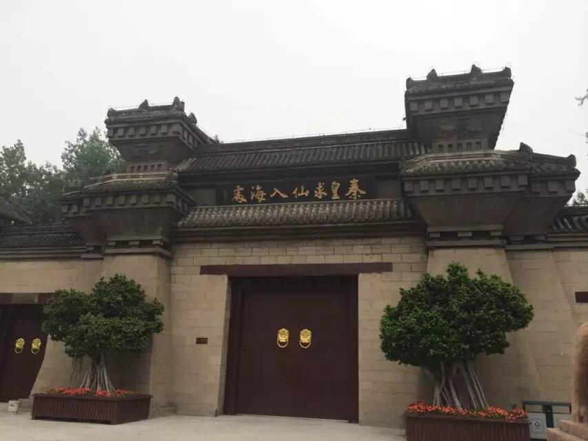 天下第一关，山海关，长城的东起点，老龙头，在这里可以享受到历史的厚重气息，也可以