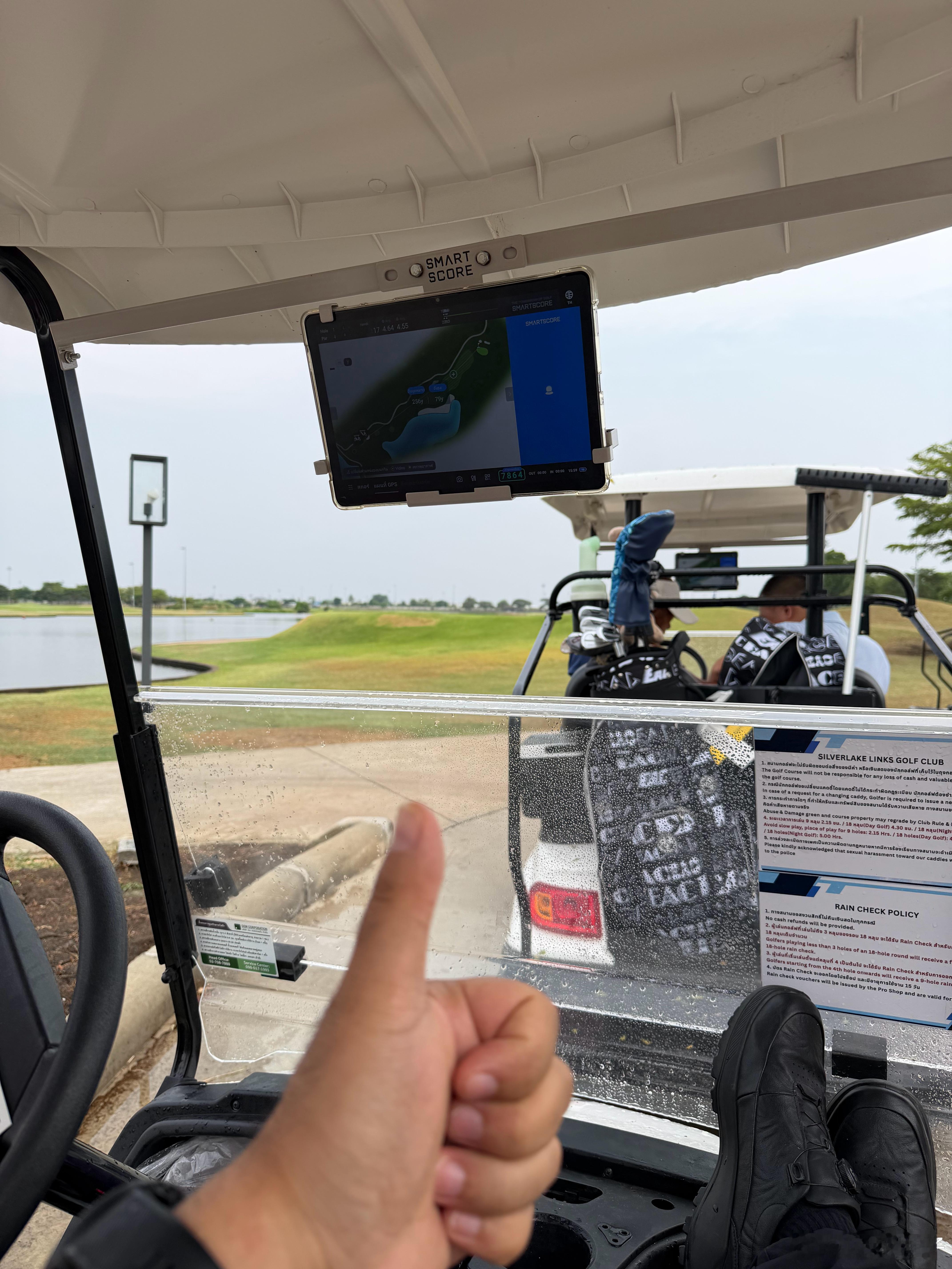 来泰国的第一场高尔夫，开始了