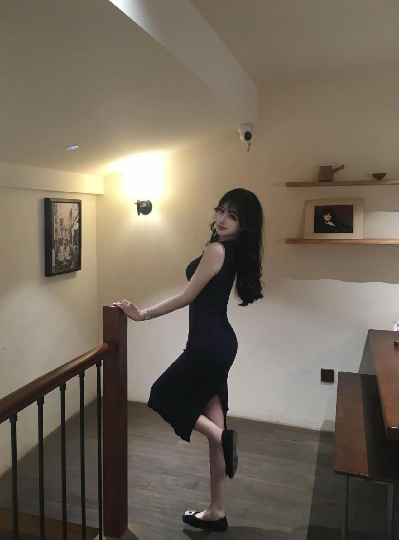你等待的人 是否懂你的慢热 懂你的腼腆 懂你的极端 懂你的不善言辞姐感穿搭