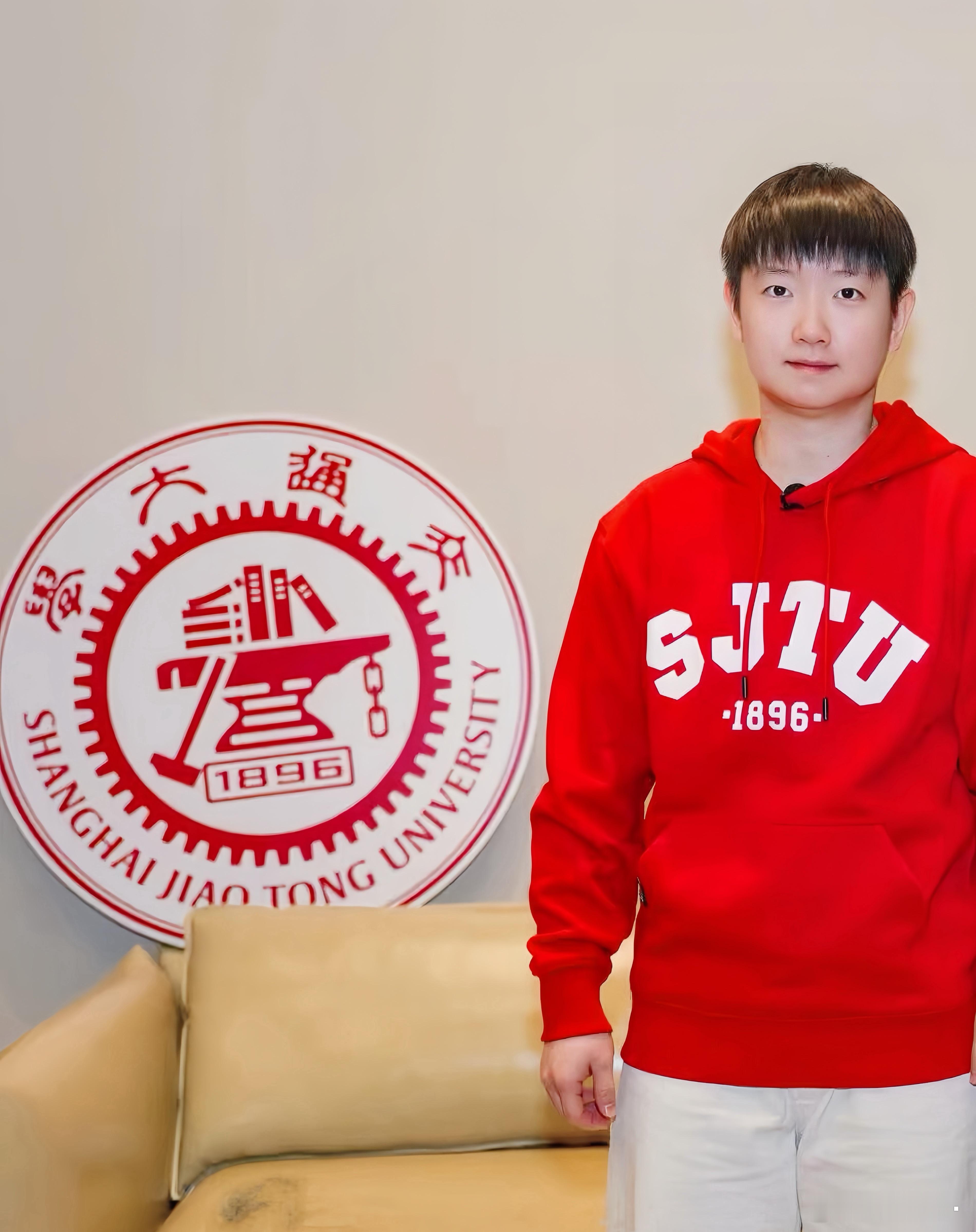 我的大学学妹🟥 