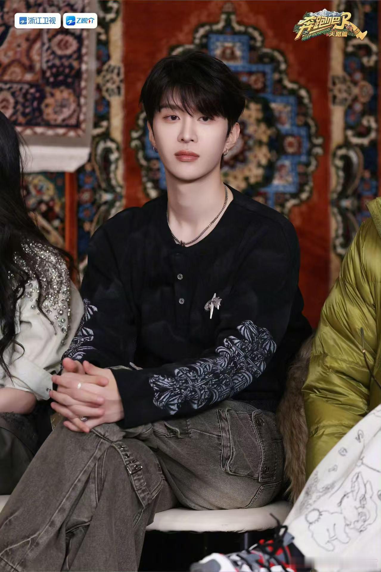 奔跑吧超话集新疆卡就是亚克西奔跑吧 奔跑吧福利重磅来袭！新疆站集卡抽范丞丞、宋雨