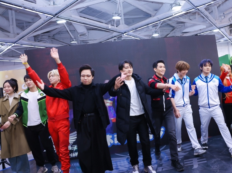 #全职高手回忆杀##谁的青春里没有全职高手# 《全职高手》粉丝也吃的太好了吧，线