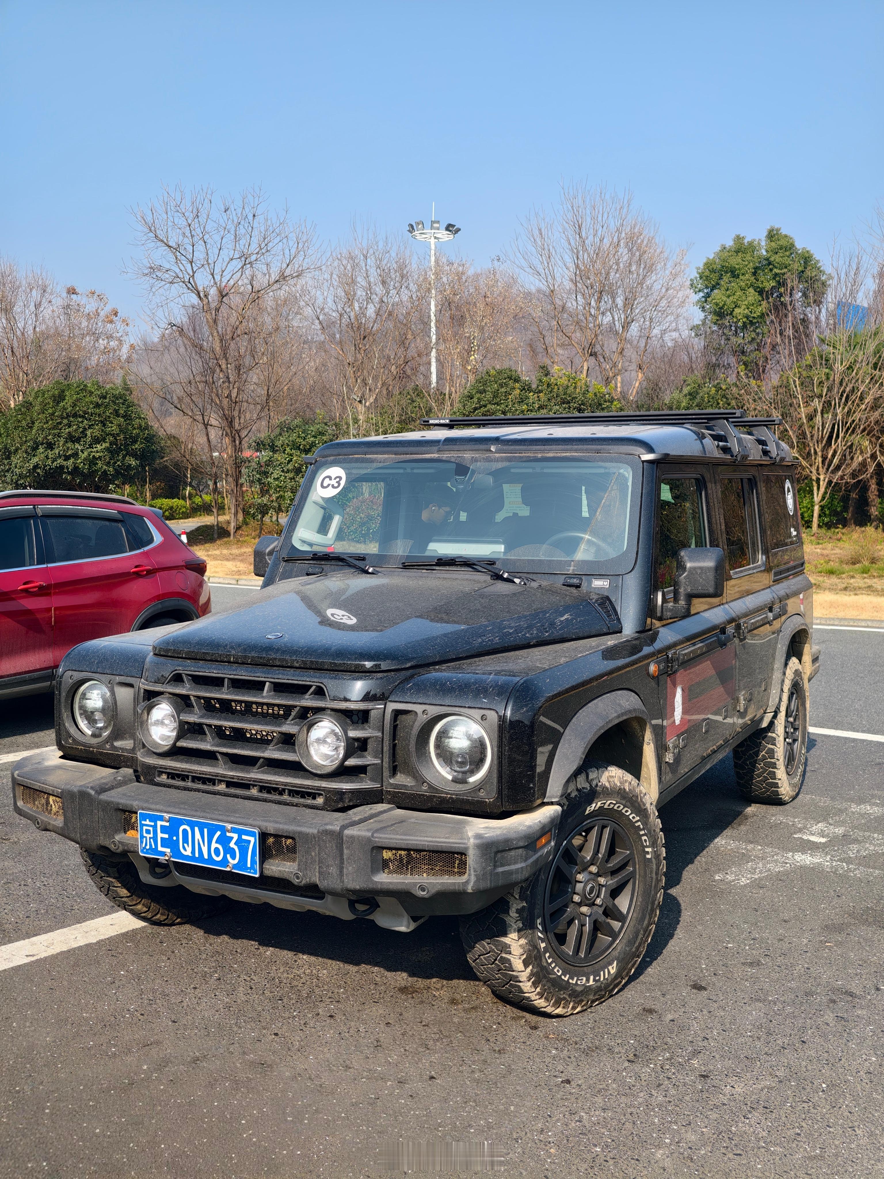 今天从皖南宣城回到杭州，全程开车，稳得一批！先是一段盘山路，皖南川藏线，再然后才