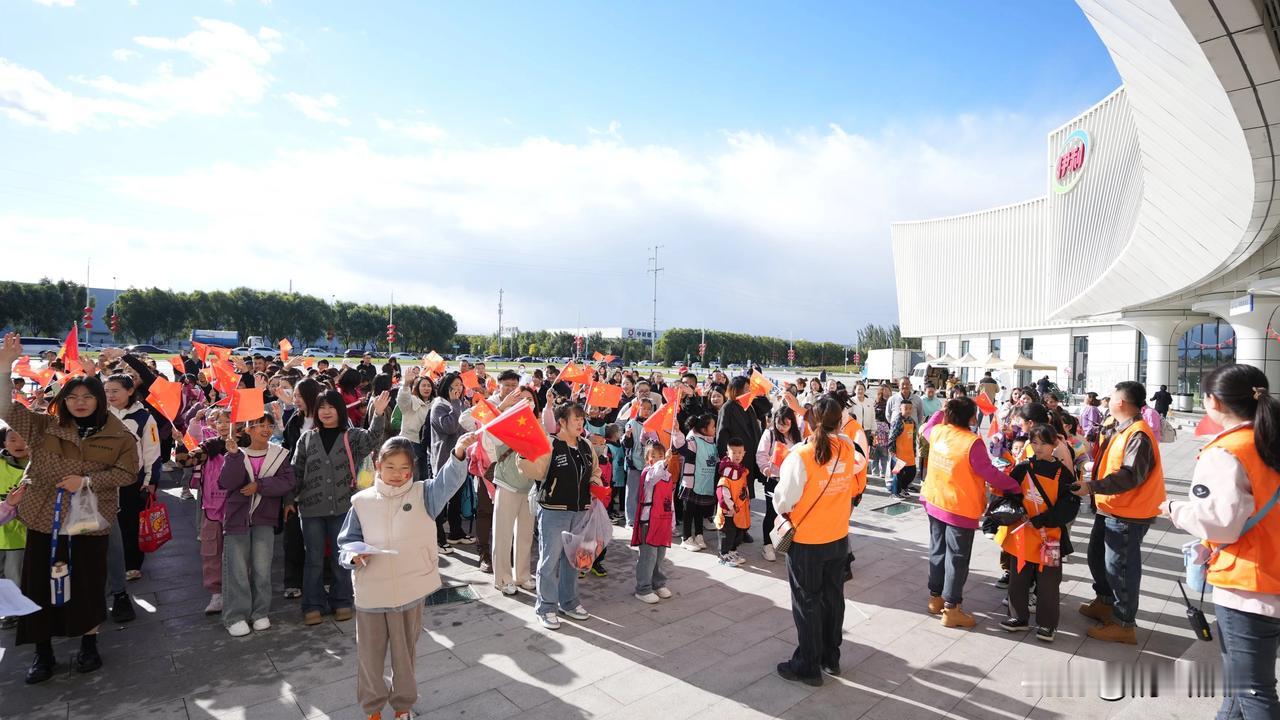 国庆假期呼市这地方值得一去。

去呼和浩特的伊利健康谷去玩，不仅要看看伊利的生产