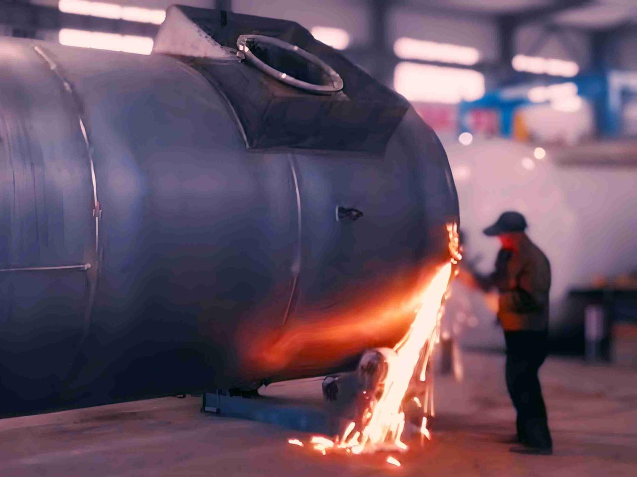 为了应对将至的不可抗力
有一些脑子稍微灵光的
开始着手行动了
带定位晒今日生活