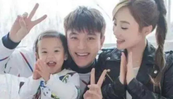 离婚三年后，甜心妈为何没有再婚？原来并不是她不想再嫁，而是贾乃亮在其中耍了一些手