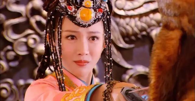 1235年，40岁的拖雷在哥哥窝阔台的金帐中饮下了毒酒后，窝阔台便私聊拖雷的妻子