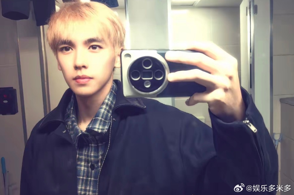 内耗型小孩写几千字跟父母和解早起长跑倒挂单杠全是执念，满心欢喜分享热爱只剩冷漠，